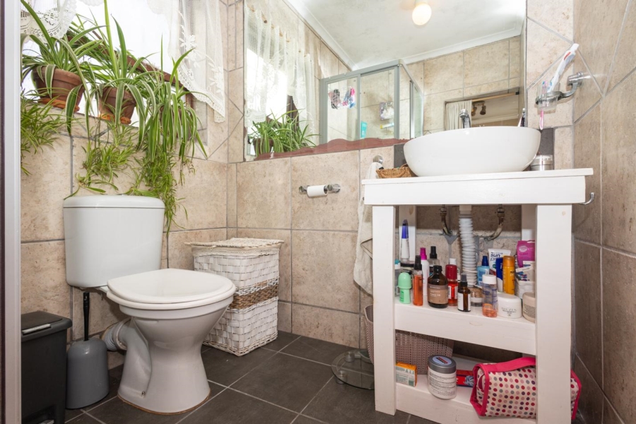 3 Bedroom Property for Sale in Zoo Park Western Cape